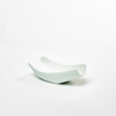 Classic White Porcelain Small Curved Salad Bowl