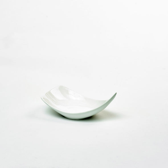 Classic White Porcelain Medium Triangular Curved Salad Bowl