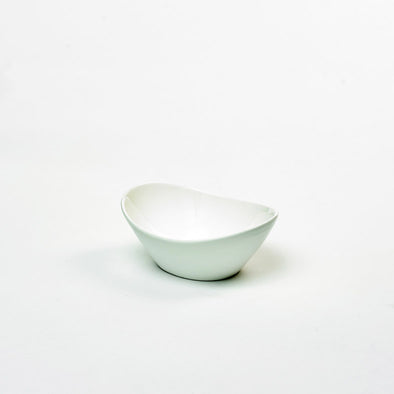 Classic White Porcelain Small Curved Salad Bowl